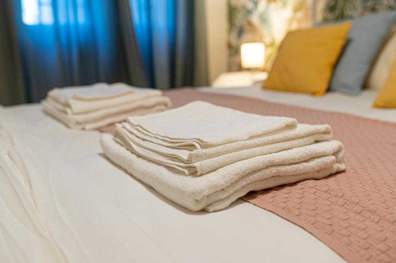 Casa Vacanze Partenope Apartment Наполи Екстериор снимка