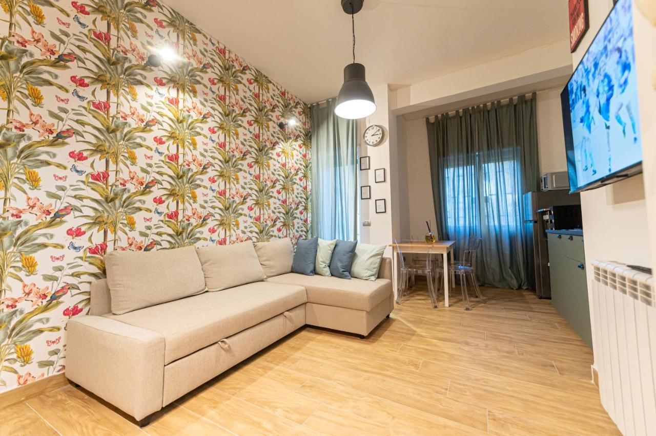 Casa Vacanze Partenope Apartment Наполи Екстериор снимка