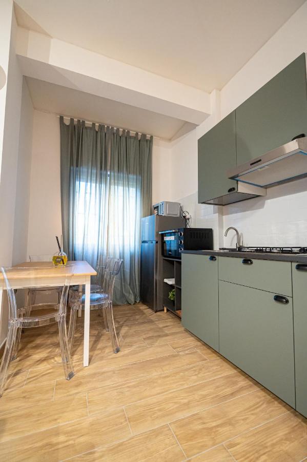 Casa Vacanze Partenope Apartment Наполи Екстериор снимка